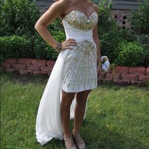 Beautiful white dress